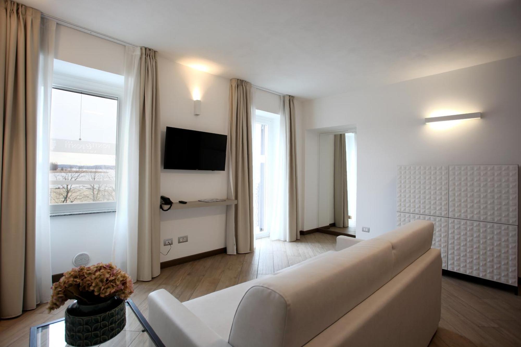Hotel Ponti 안게라 외부 사진